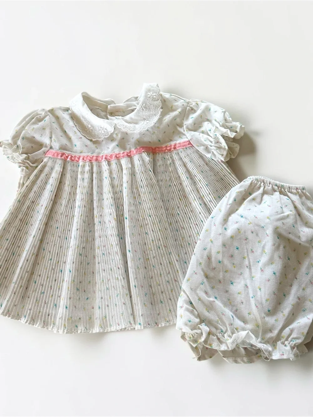 Vintage Roanna Togs Baby Girl Top & Bloomers 18M Floral Lace Peter Pan Collar